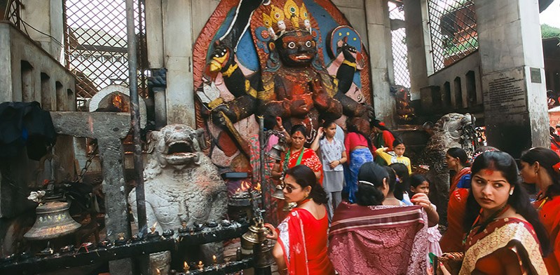 Taking portrait photographs in Nepal by Steve Davey