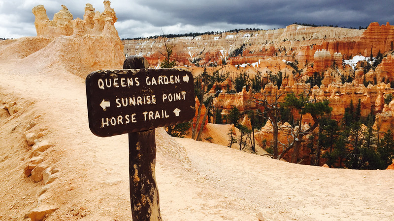 Sign in Bryce Canyon