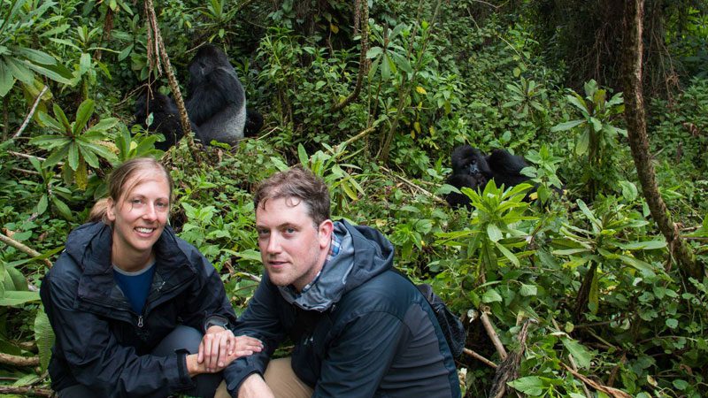 Gorilla-trekking,-Rwanda---Amanda-Linardon-3