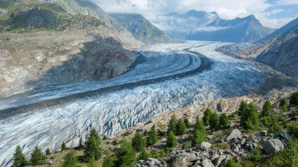 The 15 most spectacular glaciers to visit before they melt