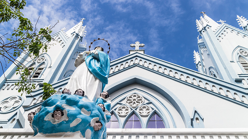 As world celebrates Easter, Cubans seek solace in Santería religion