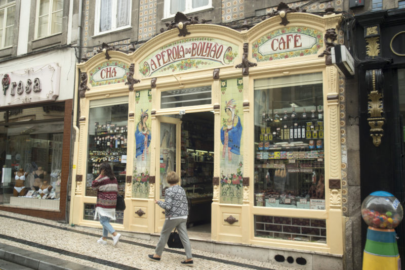 Wine market Porto Portugal