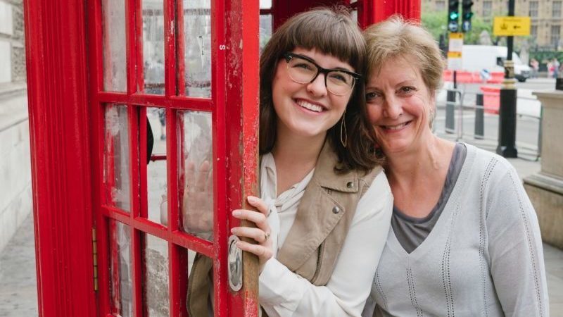 London travel daughter mother