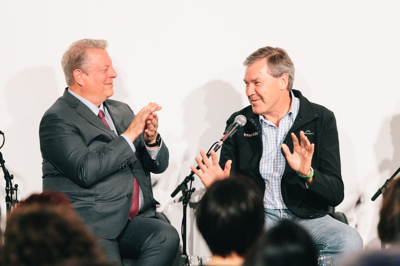 Darrell Wade on the panel with Al Gore 