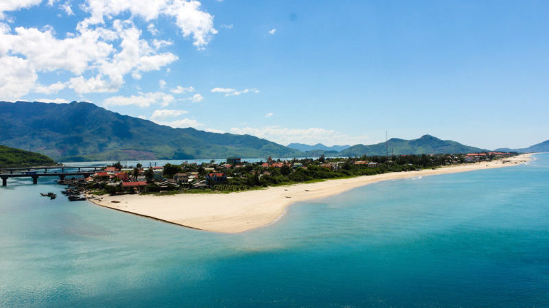 The Best Beaches In Vietnam Intrepid Travel Blog Lang Co Beach Is More Geared To Vietnamese Day Trippers Than Western Travelers And That S A Shame For The Latter Group Because This Small Fishing