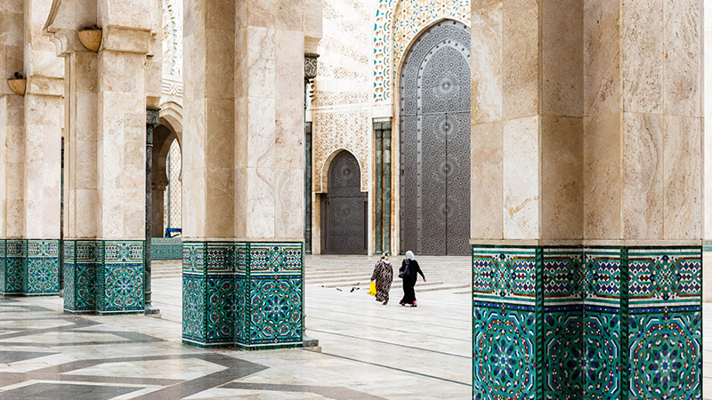 woman travelling to morocco