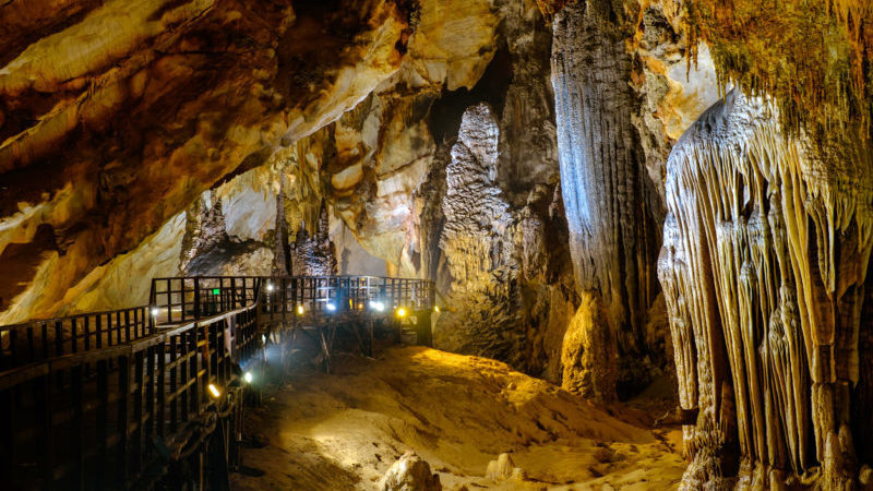 Paradise Cave Phong Nha-Ke Bang National Park Vietnam Southeast Asia