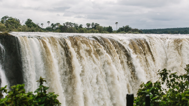 Safari in Botswana tour Victoria Falls