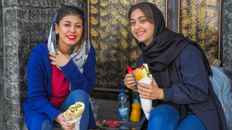 Iran women food