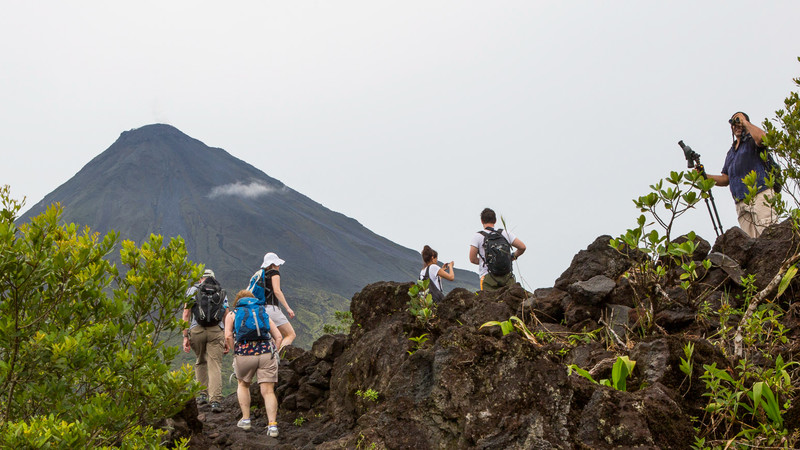 la fortuna, costa rica hikers