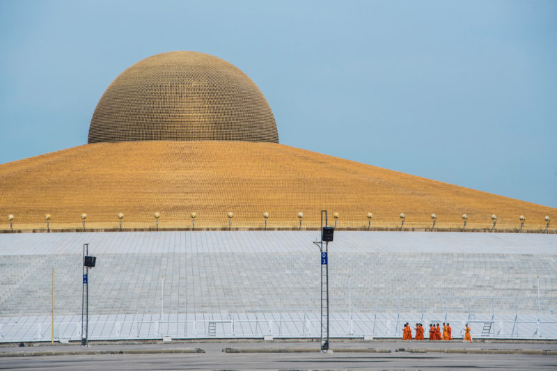 Bangkok guide Wat Phra Dhammakaya