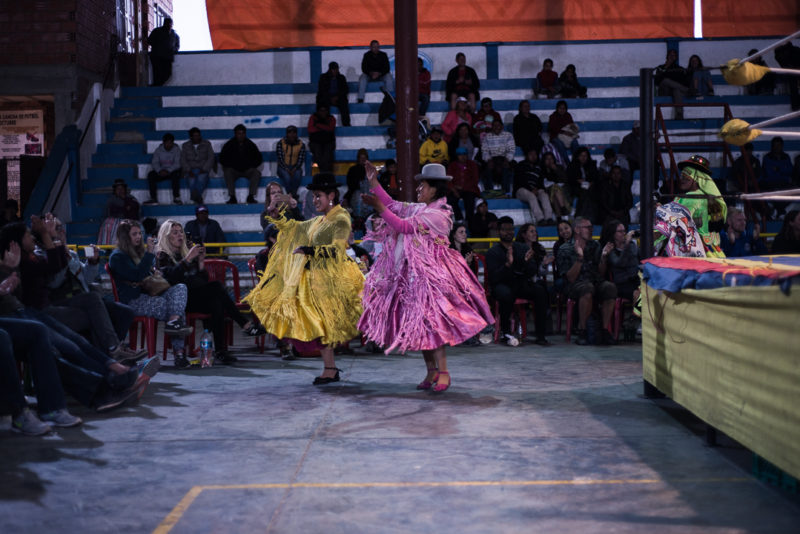 What to do in Bolivia La Paz Cholita wrestling