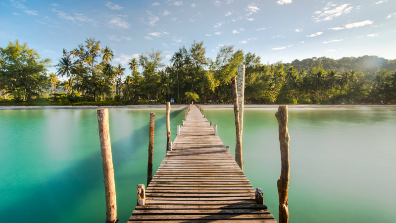 Zanzibar beach bridge