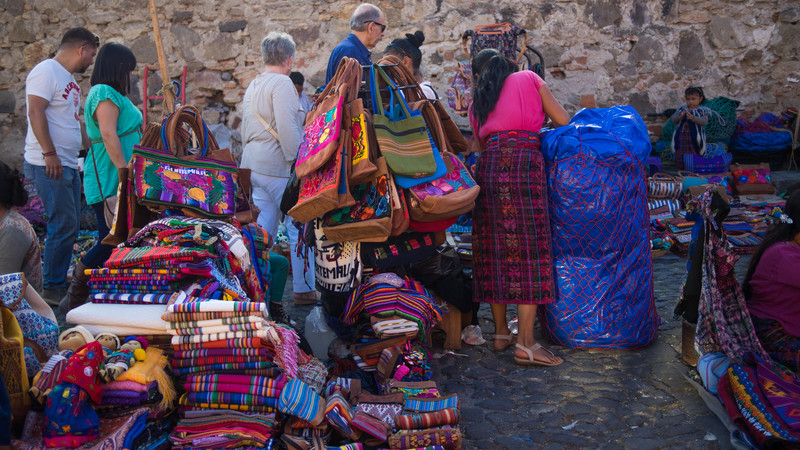 Artisan markets what to do in Antigua Guatemala