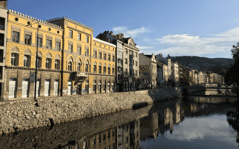 balkans sarajevo river buildings lshabada