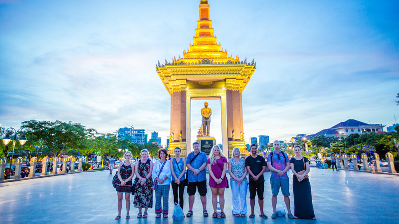 Cambodia tour Phnom Penh memorial