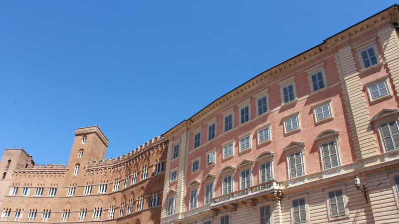 Solo travel Italy Siena