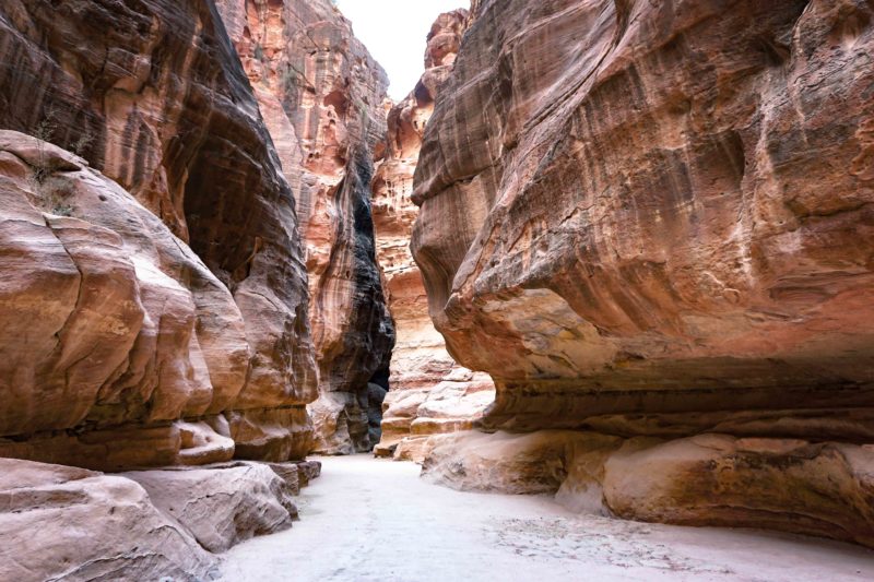 Petra guide Jordan siq