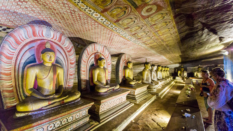 Sri Lanka tour Dambulla Caves