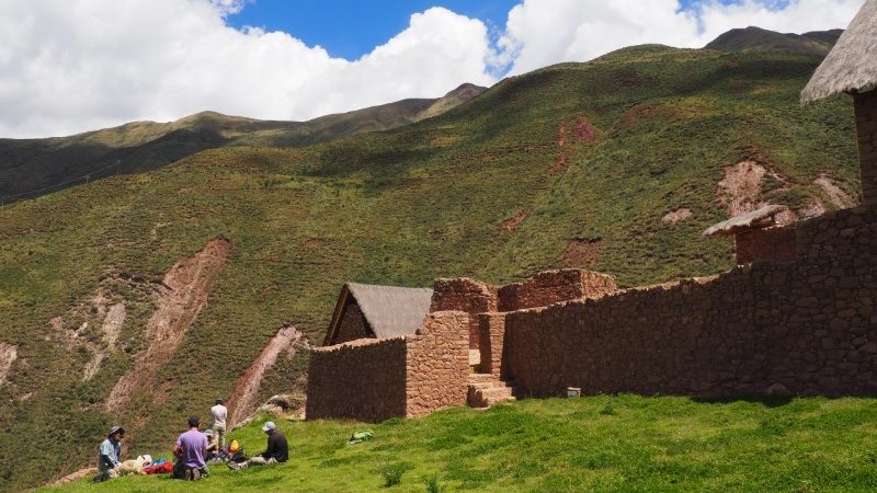 Quarry Trail ruins Sacred Valley 