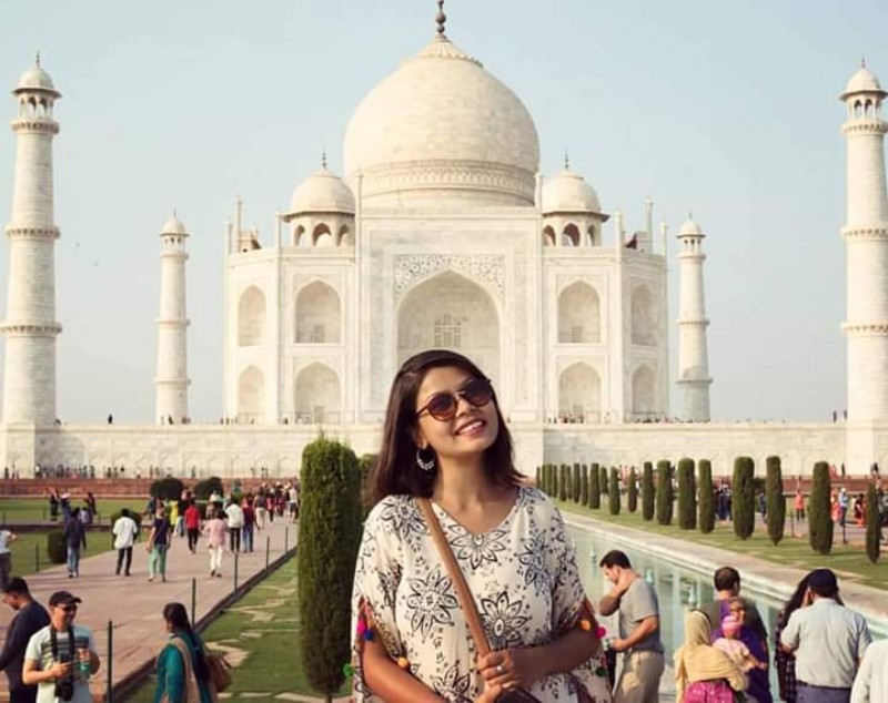 Female guide India