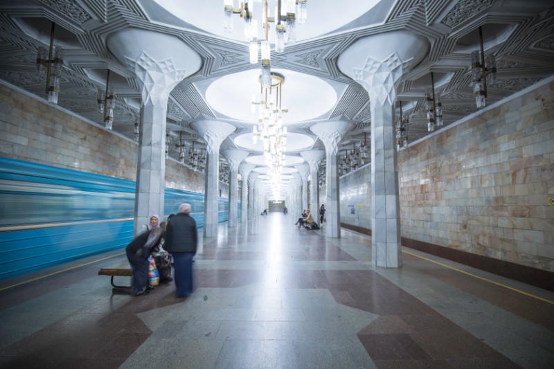 Киргиз метро. Tashkent Metro Station. Пушкинская (станция метро, Ташкент). ДПО метро Ташкент. Метро станция Куйлик Ташкент.