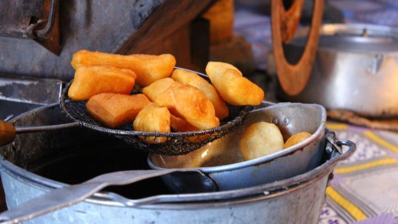 Traditional Mongolian food, Baursak