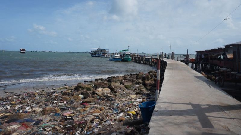 Litter-strewn pier in Sihanoukville