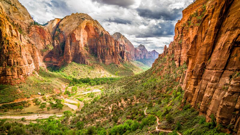 A view from the Canyon Overlook Trail in Zion National Park