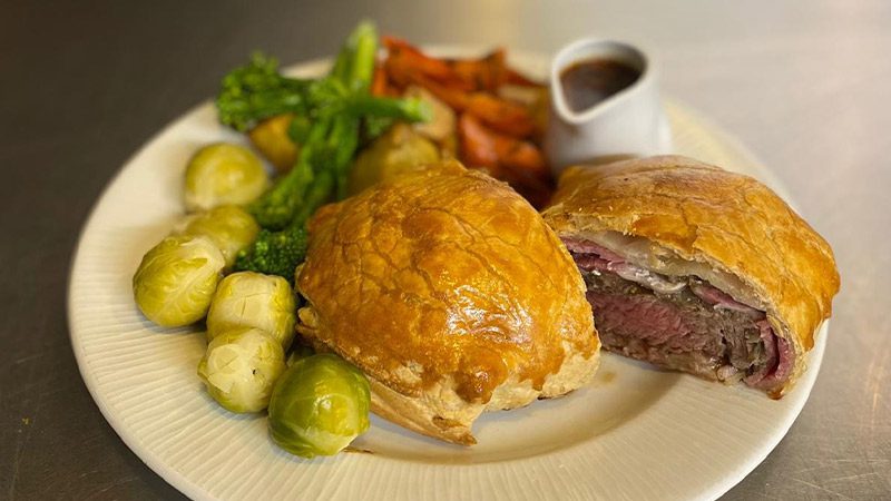 Beef wellington at Dores Inn.