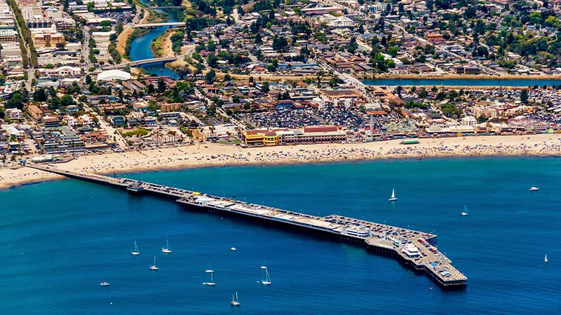 Aerial view of the Santa Cruz pier and surrounding beach