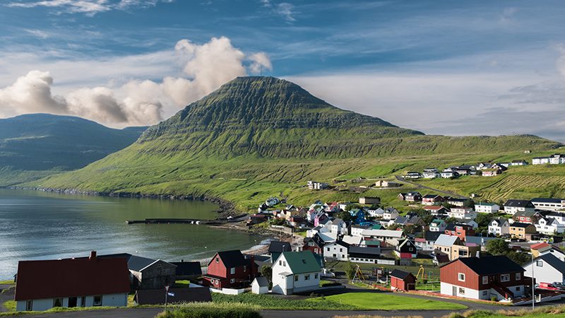 faroe islands vs iceland travel