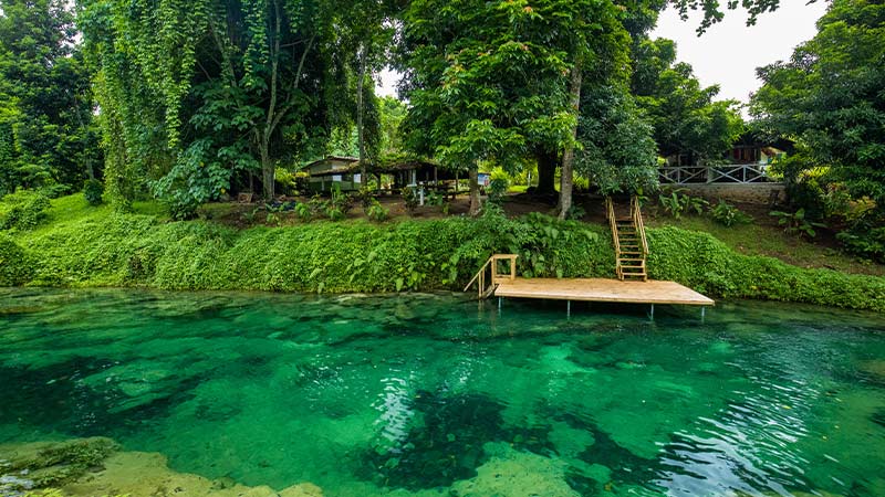 The calm waters of Rentapao River.