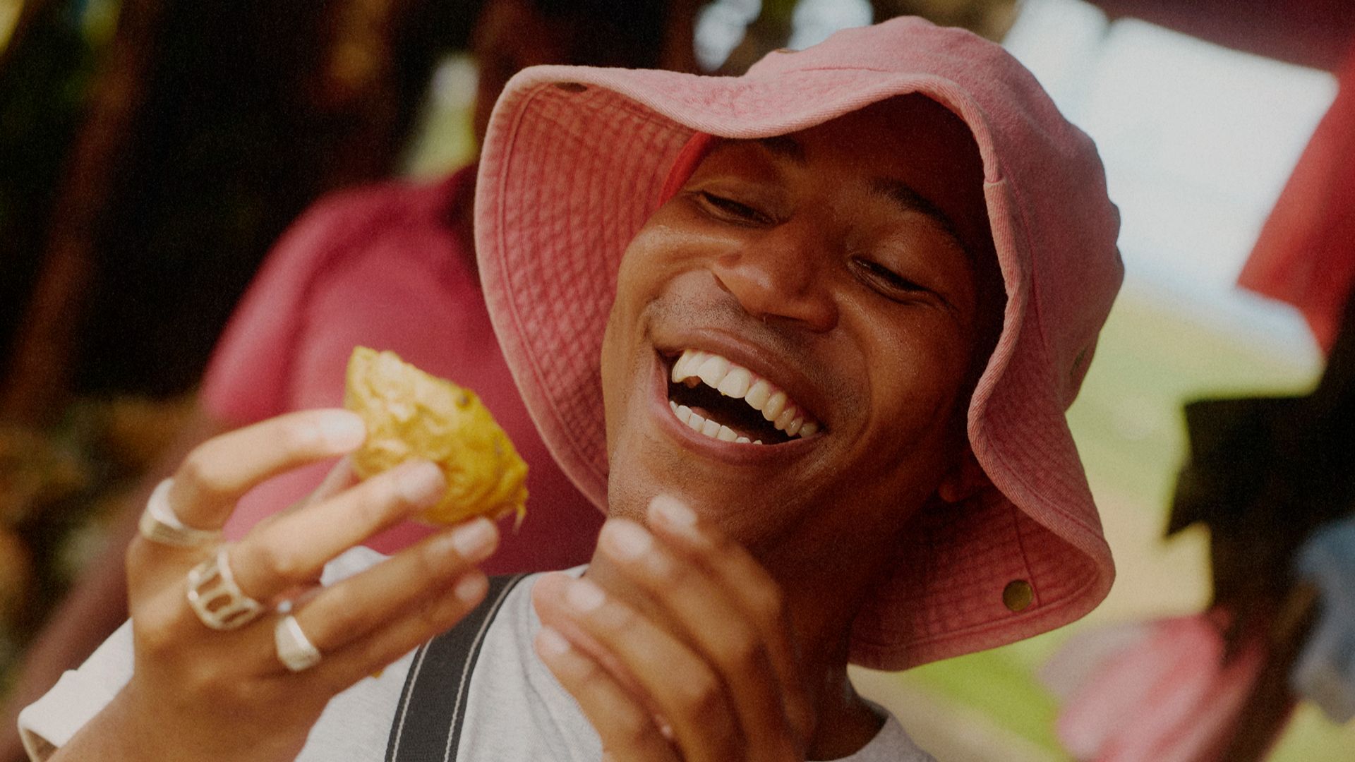 Alimba Pausigere, a photographer based in Melbourne, travelled to Sri Lanka with Intrepid.