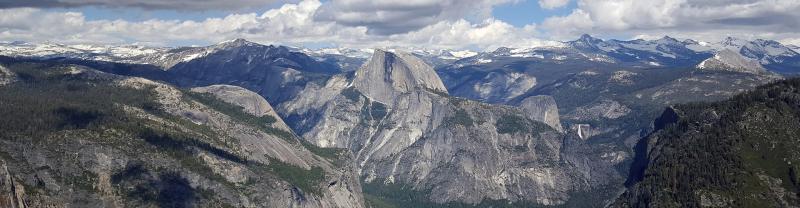 Panoramic view of Yosemite NP, California, USA