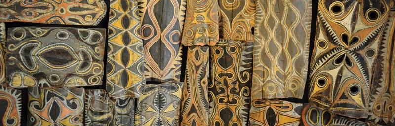painted wood in papa new guinea
