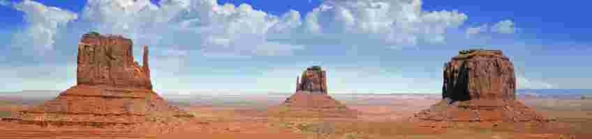 Monument Valley skyline