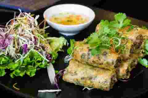 A plate of Vietnamese spring rolls