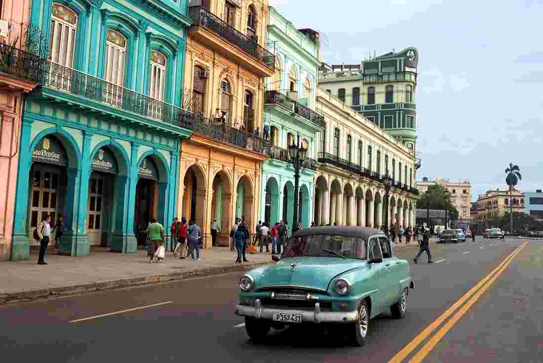 Havana Buick in street
