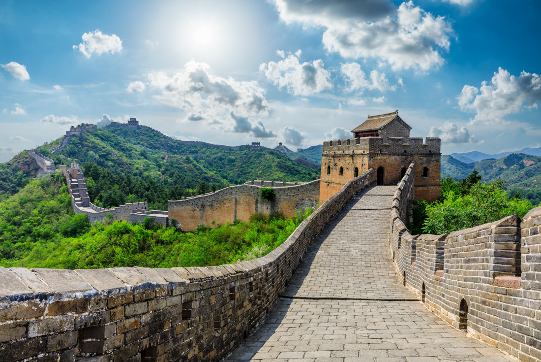 The Great Wall of China sprawling over hilltops
