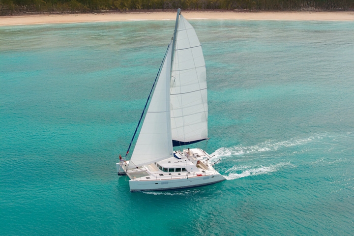 Catamaran 44