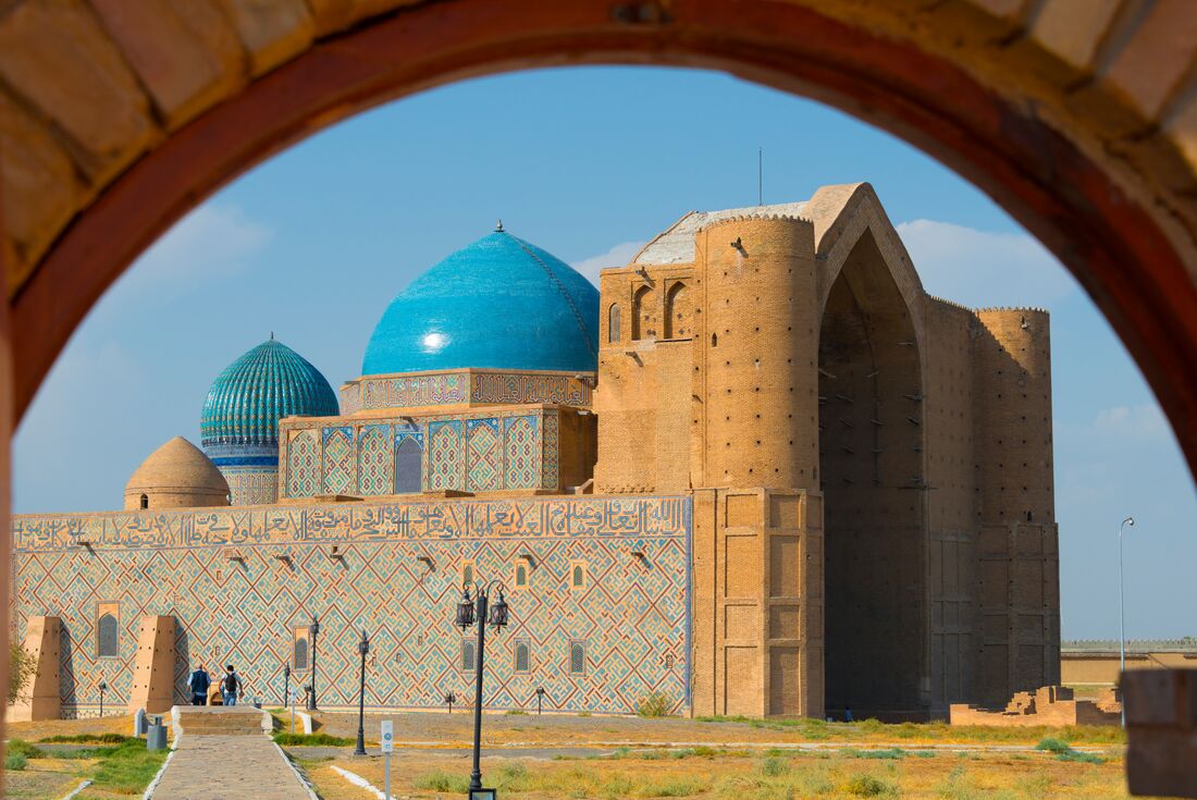 Central Asia Guided Tour: Astana to Tashkent - 26 Days