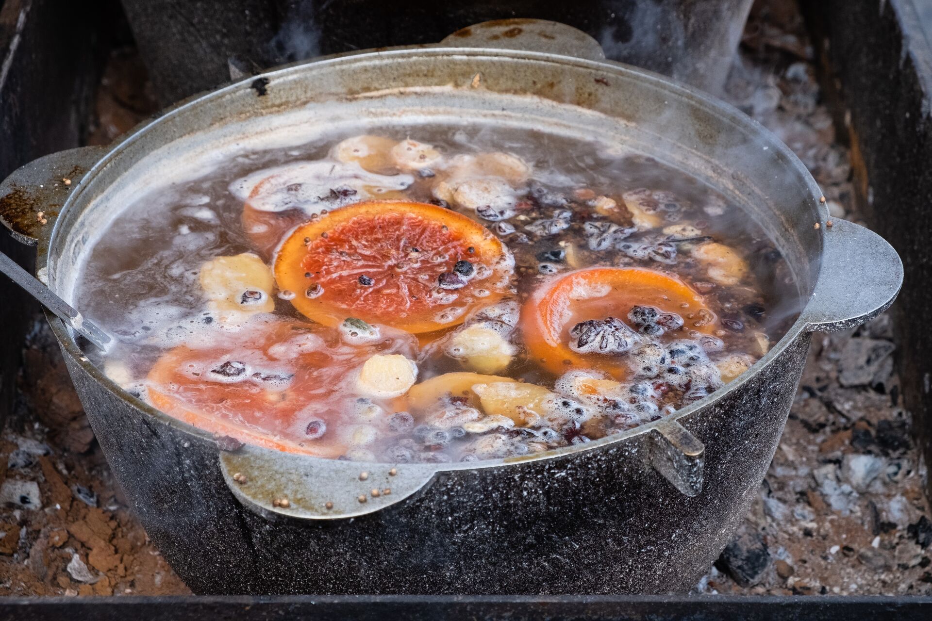 Mulled and spiced wine in Tallinn's christmas market