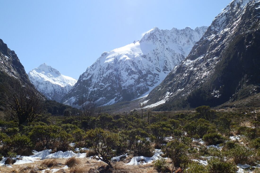 Snowcapped mountains in Milford Sound, New Zealand
