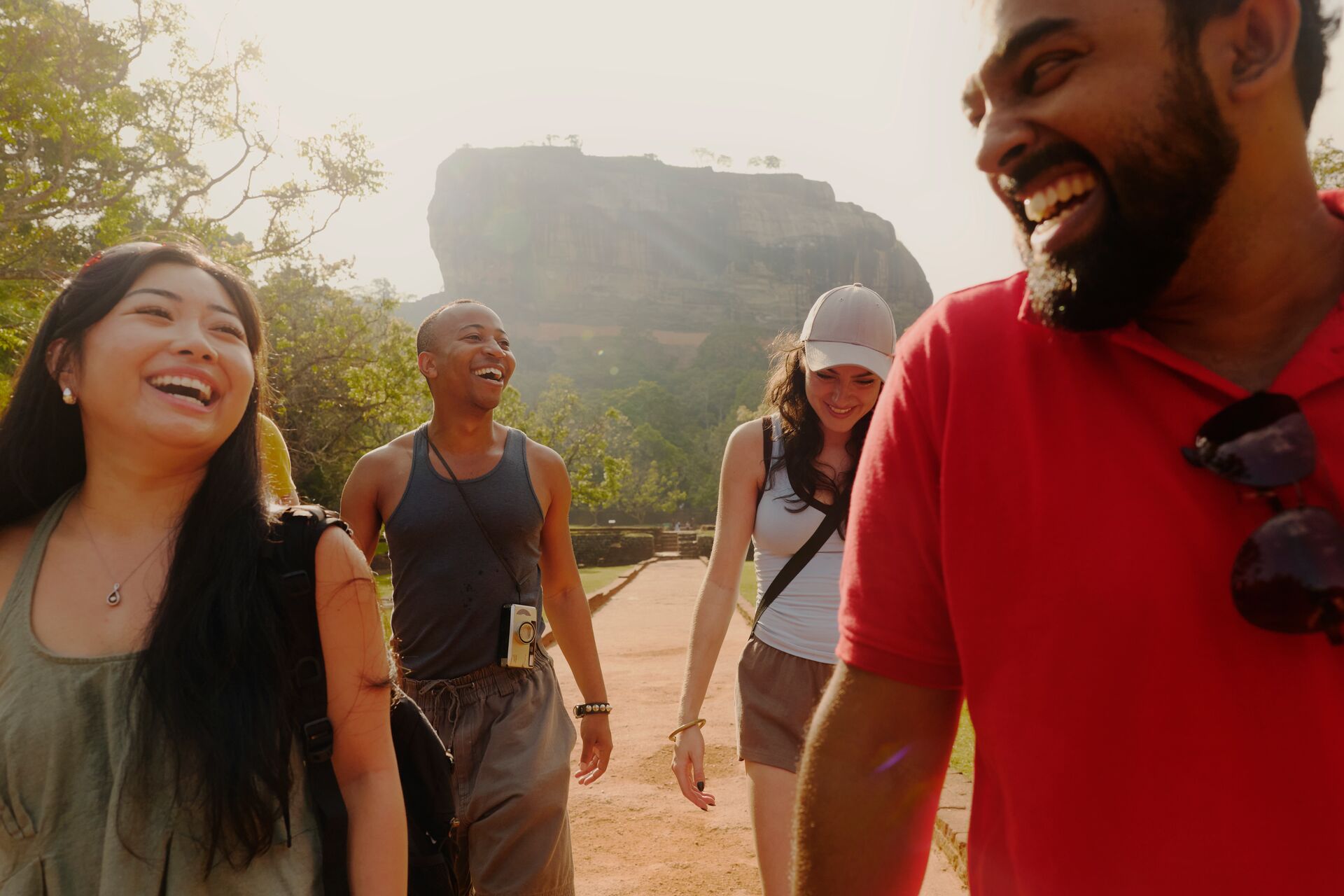 Take the express route through the best of Sri Lanka's sites like Sigiriya
