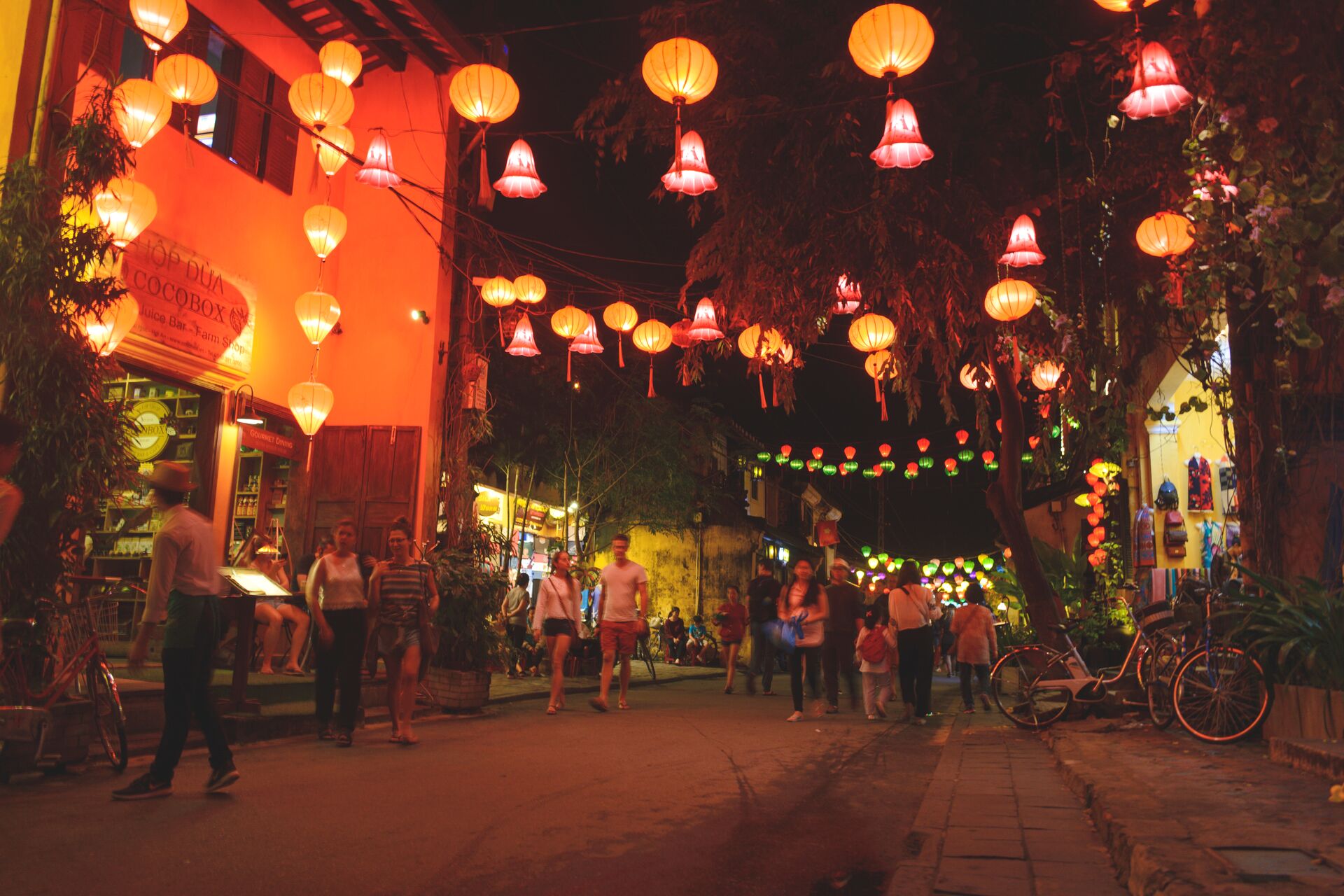Lanterns line the streets of Hoi An's night life